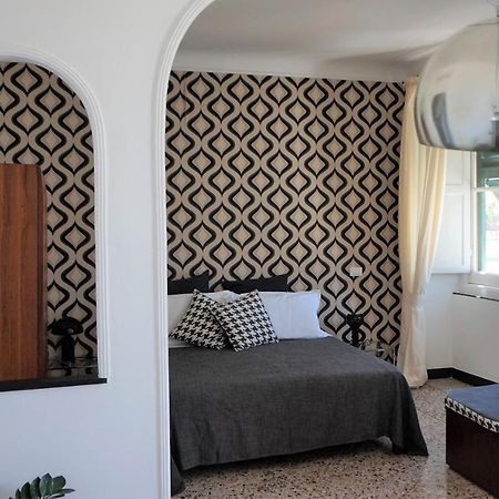 Le Coccole Bed & Breakfast เจนัว ภายนอก รูปภาพ