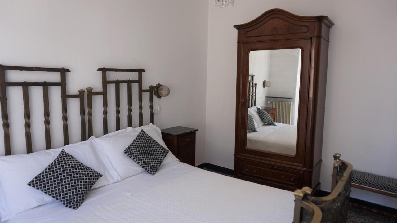 Le Coccole Bed & Breakfast เจนัว ภายนอก รูปภาพ