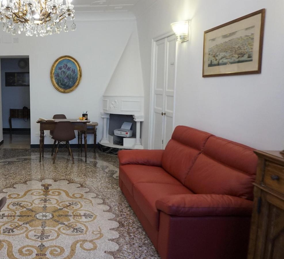 Le Coccole Bed & Breakfast เจนัว ภายนอก รูปภาพ